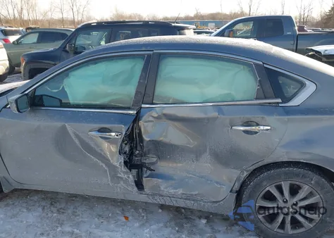 2015 Nissan Altima 2.5 S z USA, uszkodzony, nr VIN 1N4AL3APXFC499511